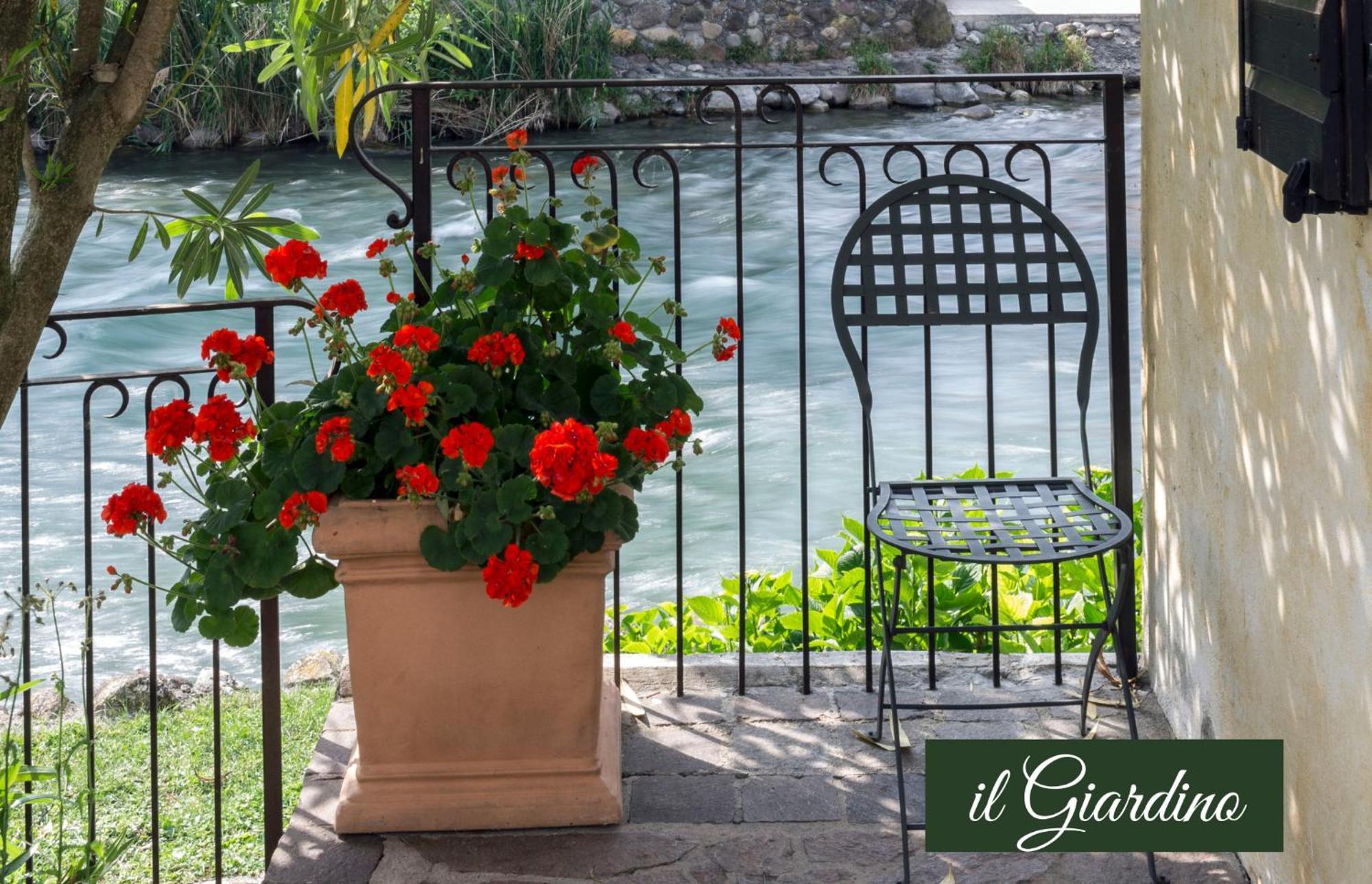 Il Borghetto Vacanze Nei Mulini Valeggio sul Mincio Exteriör bild
