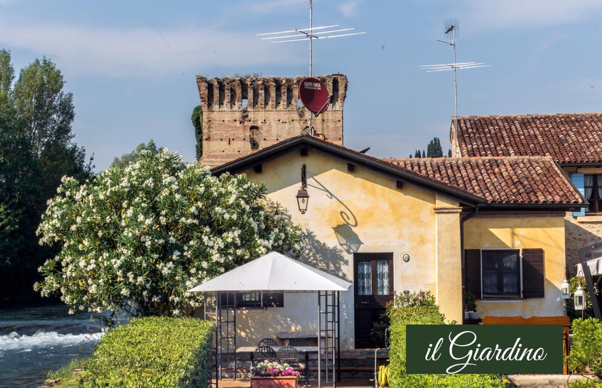 Il Borghetto Vacanze Nei Mulini Valeggio sul Mincio Rum bild